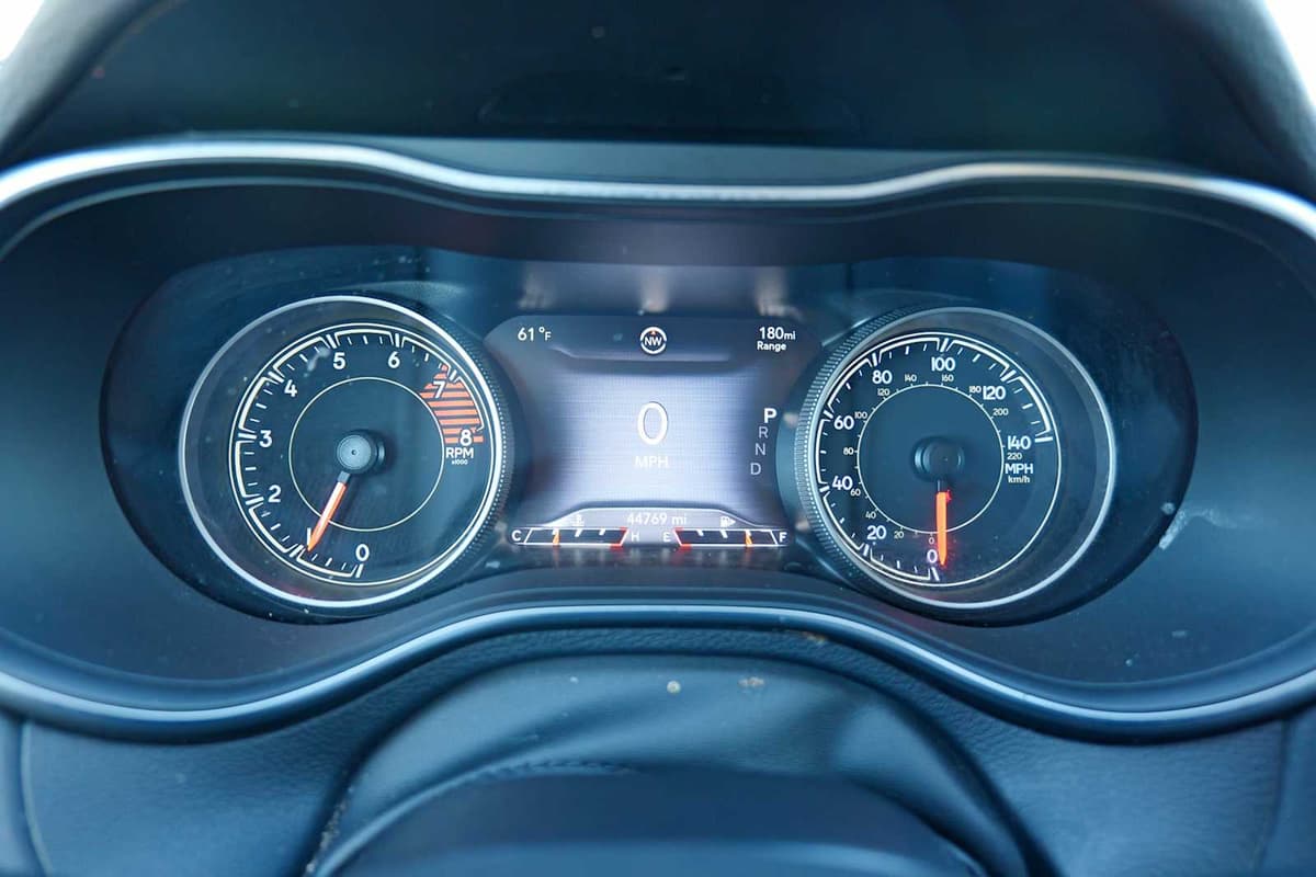 2020 Jeep Cherokee - Image 15