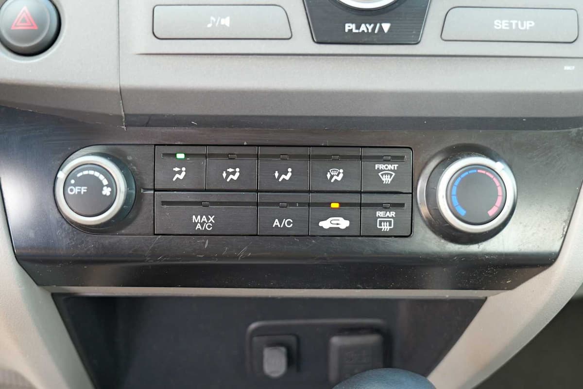 2012 Honda Civic - Image 13