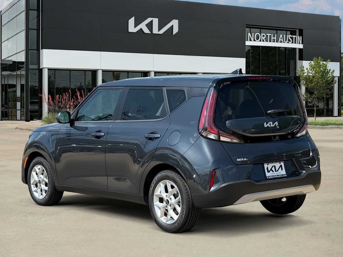 2023 Kia Soul - Image 4