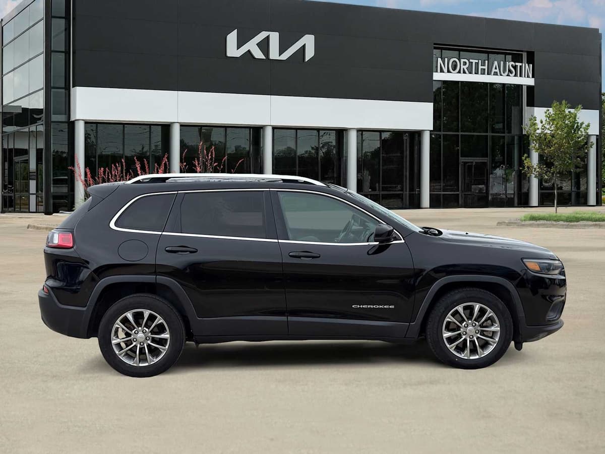 2021 Jeep Cherokee - Image 8