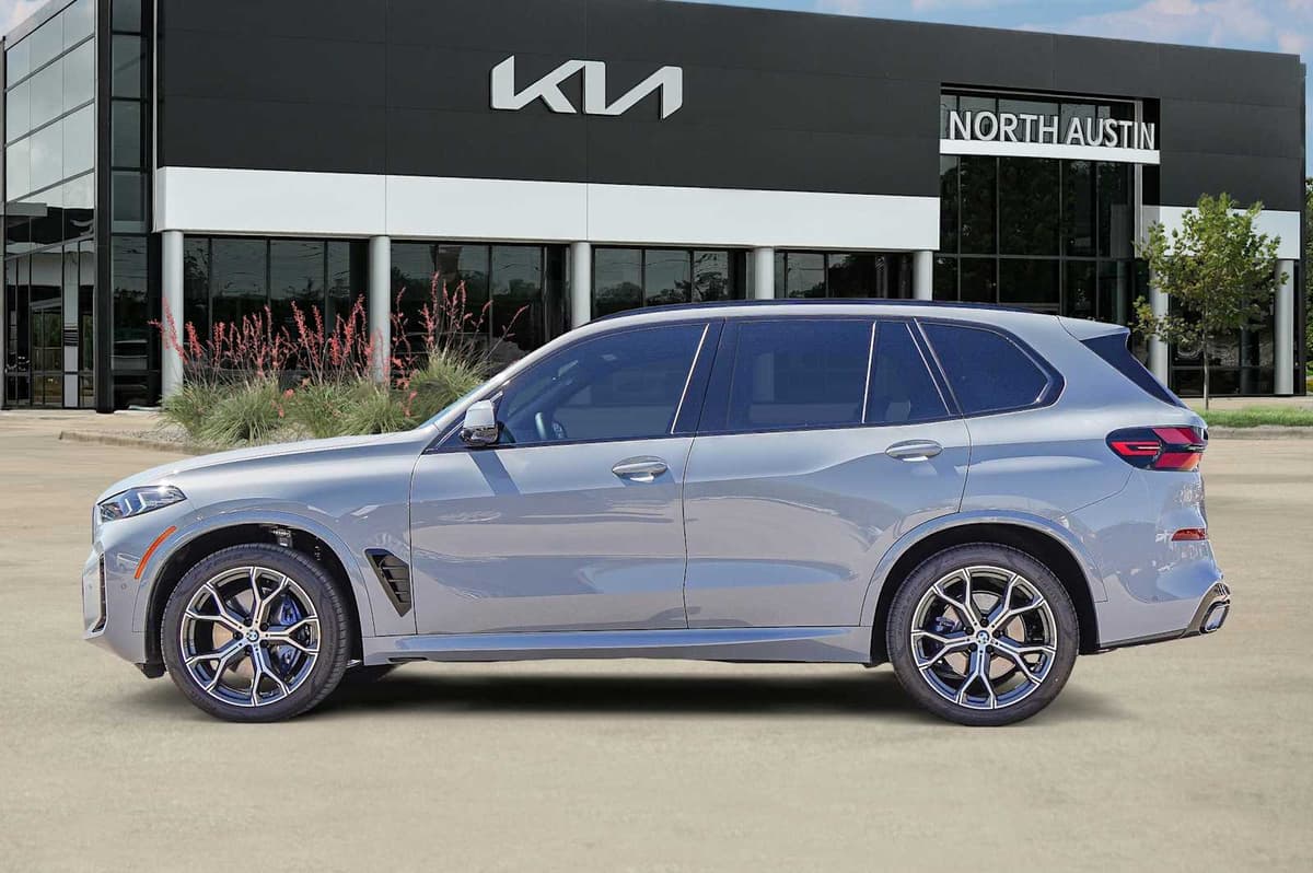 2026 BMW X5 - Image 4