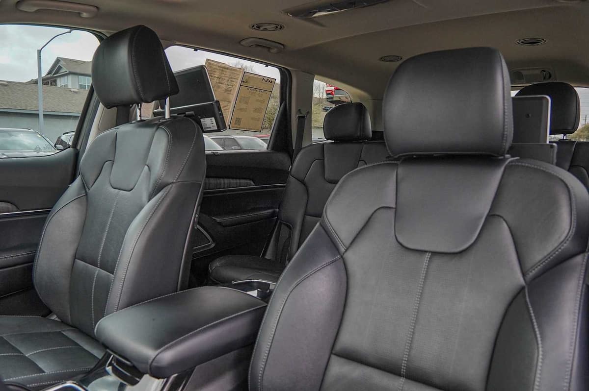 2024 Kia Telluride - Image 11
