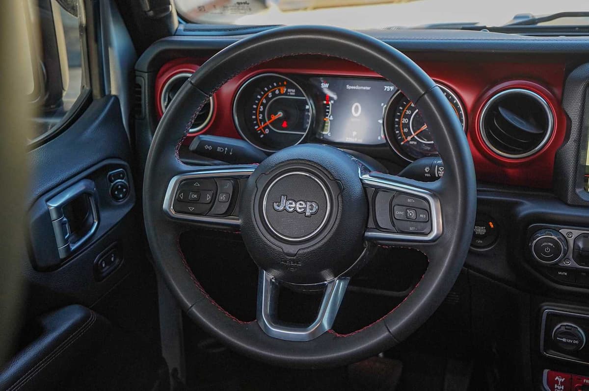 2023 Jeep Gladiator - Image 26