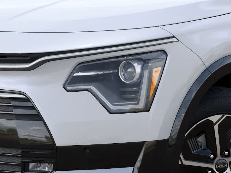 2025 Kia Niro - Image 10