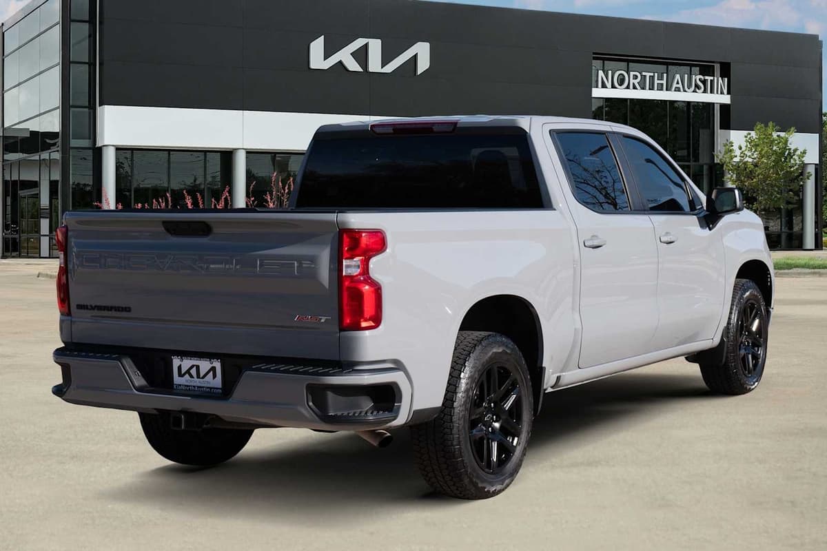 2025 Chevrolet Silverado 1500 - Image 6