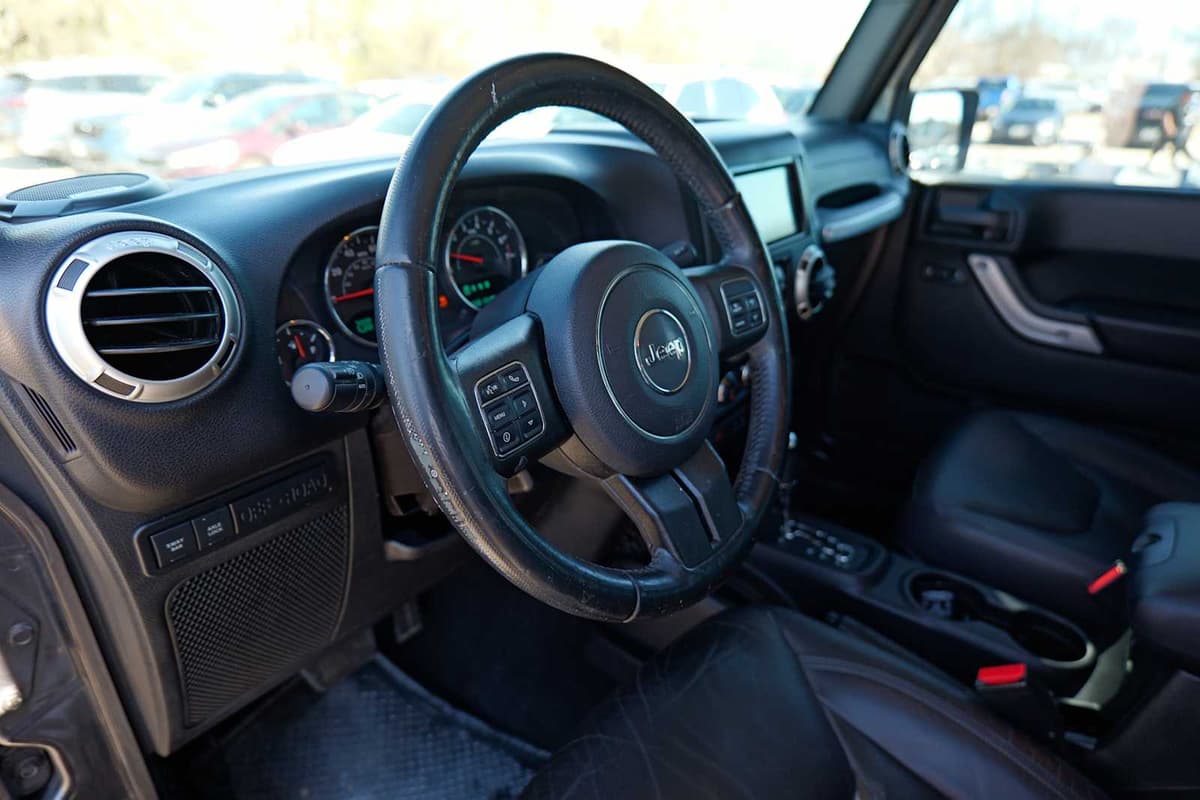 2016 Jeep Wrangler JK Unlimited - Image 9