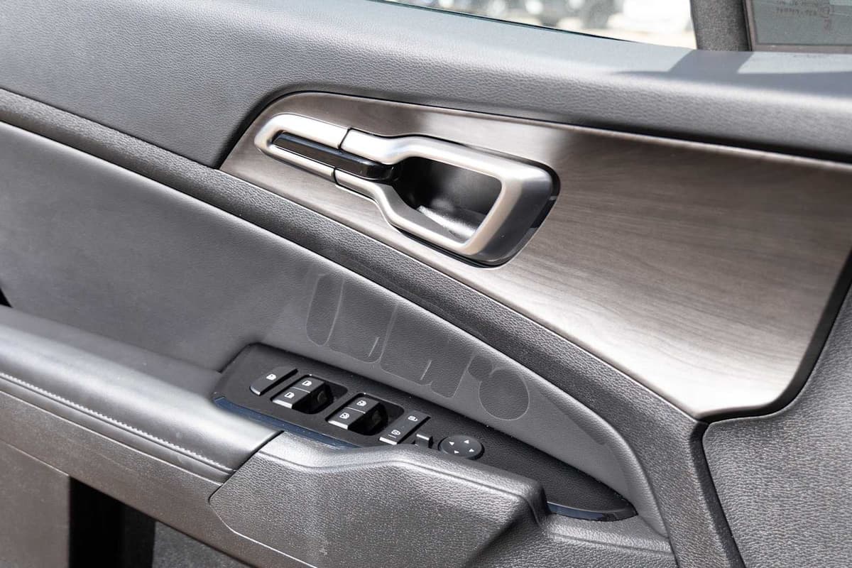 2023 Kia Sportage - Image 21