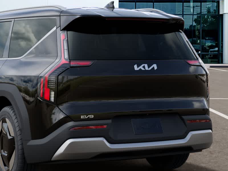 2026 Kia EV9 - Image 13