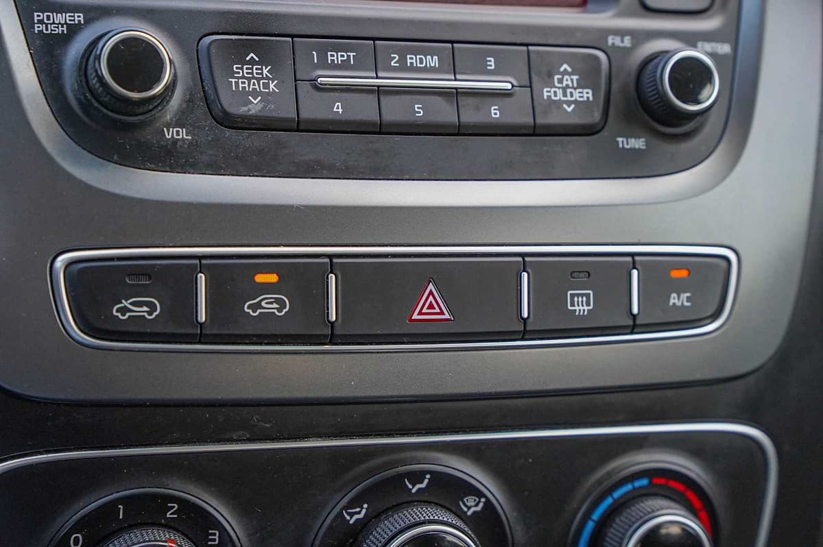 2014 Kia Sorento - Image 17