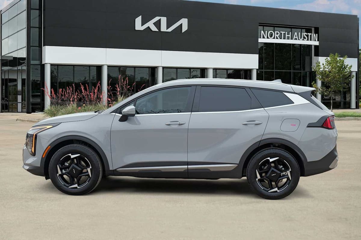2026 Kia Sportage Hybrid - Image 4