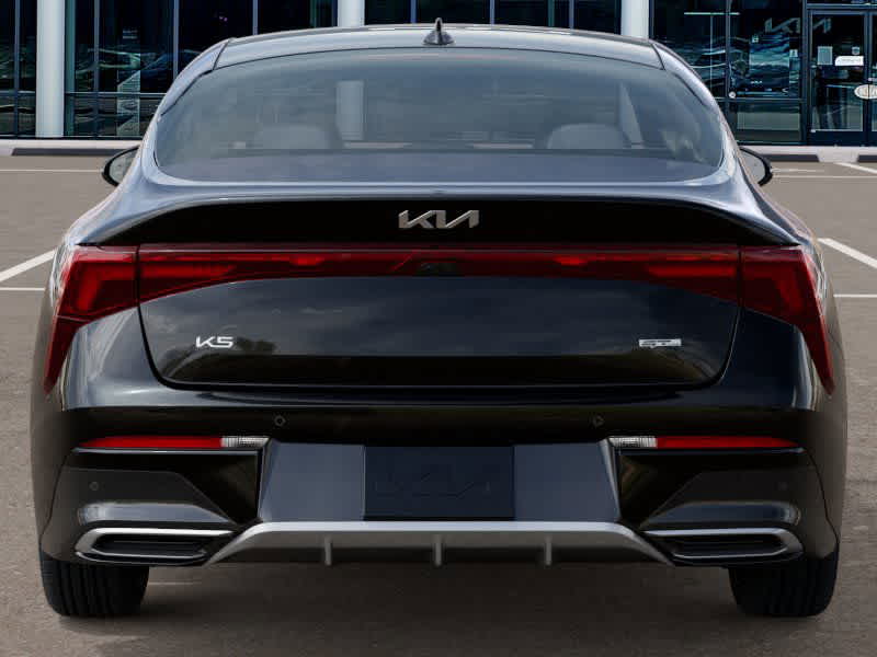 2026 Kia K5 - Image 13