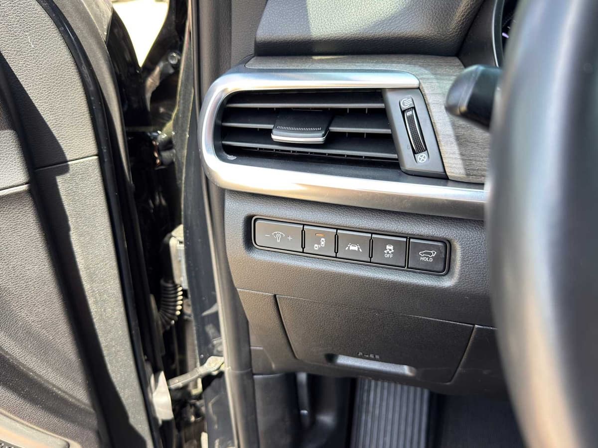 2020 Kia Telluride - Image 22