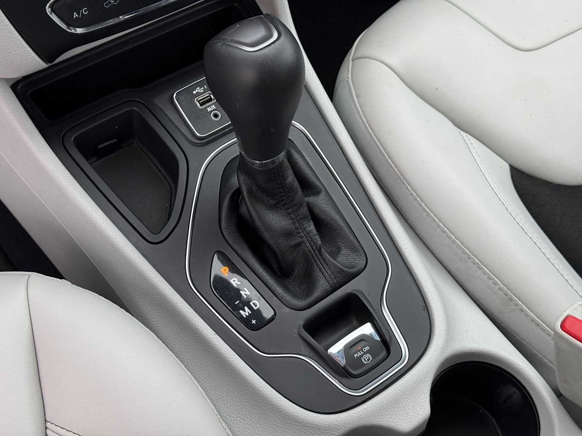 2021 Jeep Cherokee - Image 21