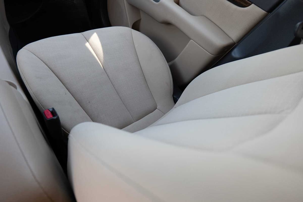 2012 Hyundai Santa Fe - Image 28