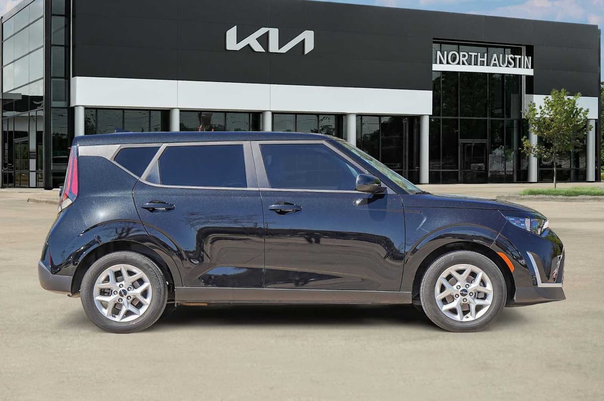 2023 Kia Soul - Image 7