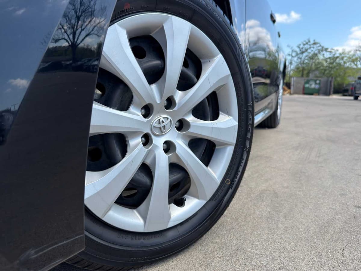 2024 Toyota Corolla Hybrid - Image 3