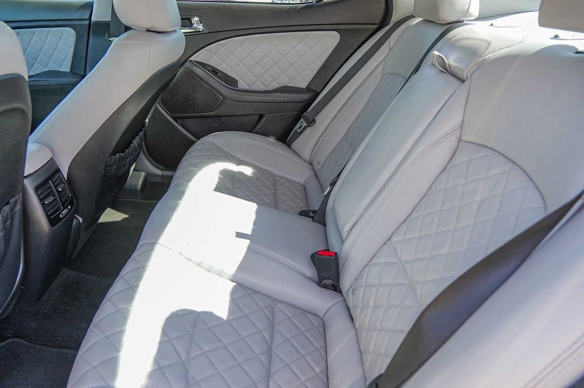 2015 Kia Optima - Image 29