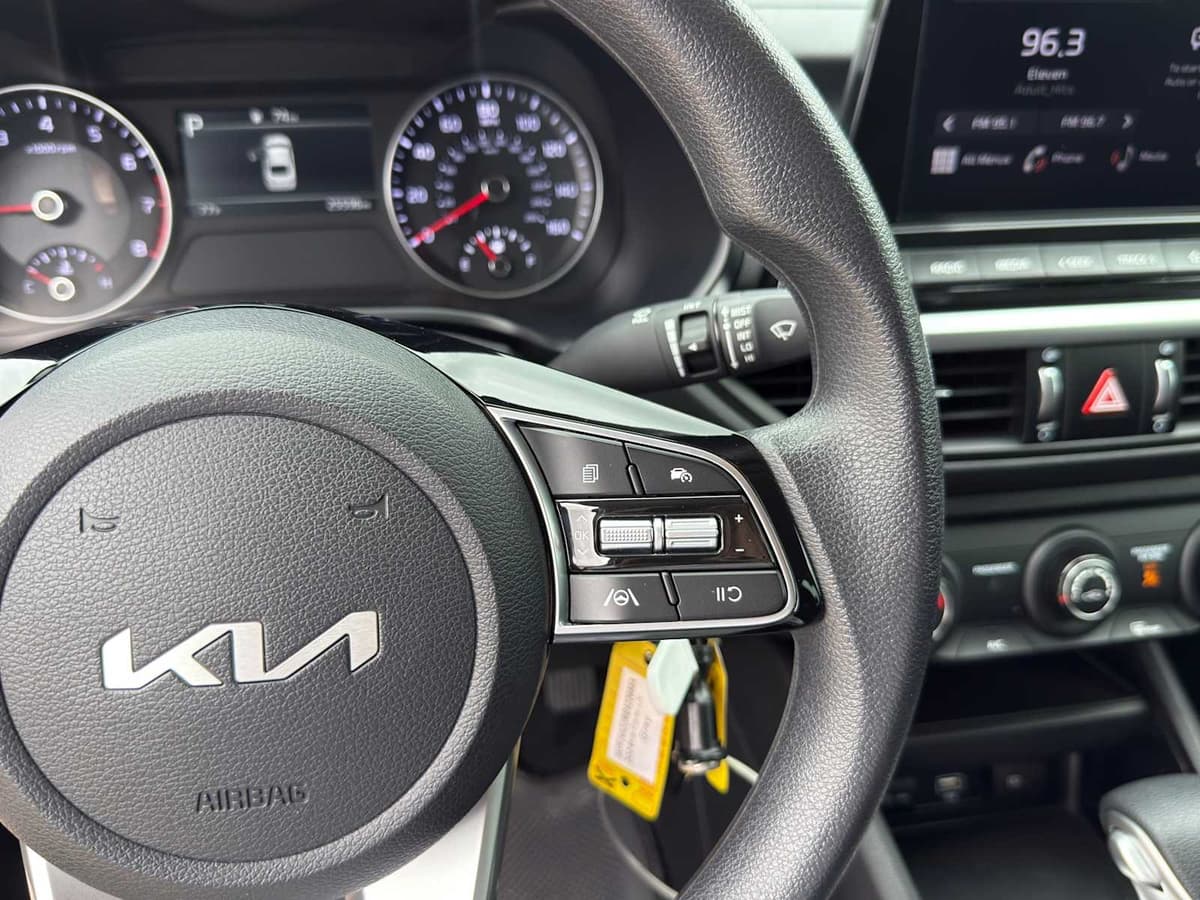 2024 Kia Forte - Image 13