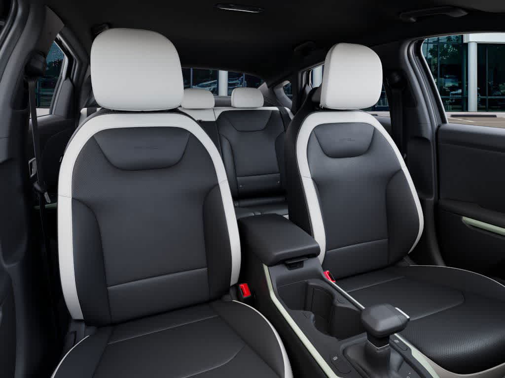 2026 Kia K4 - Image 15