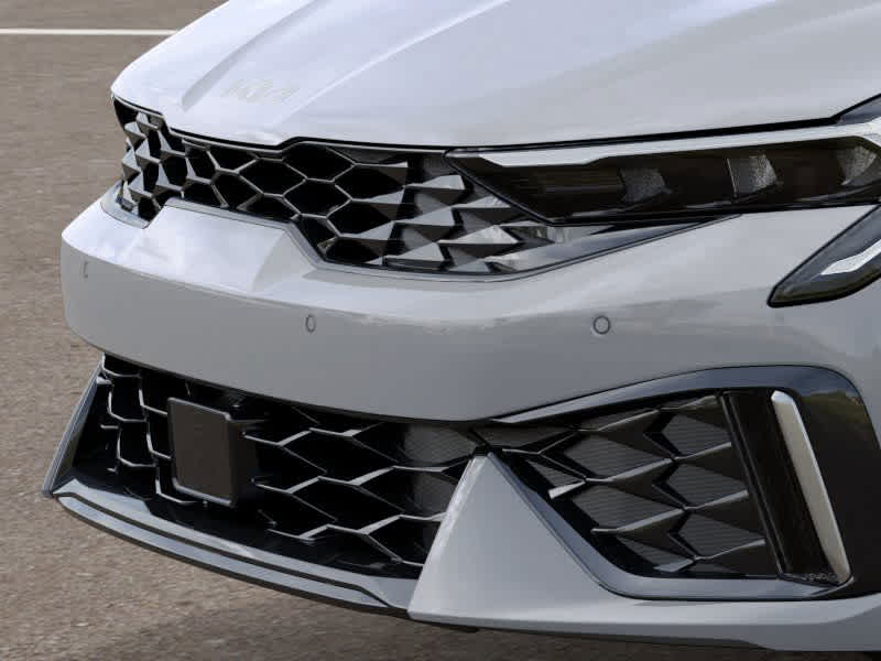 2026 Kia K5 - Image 12