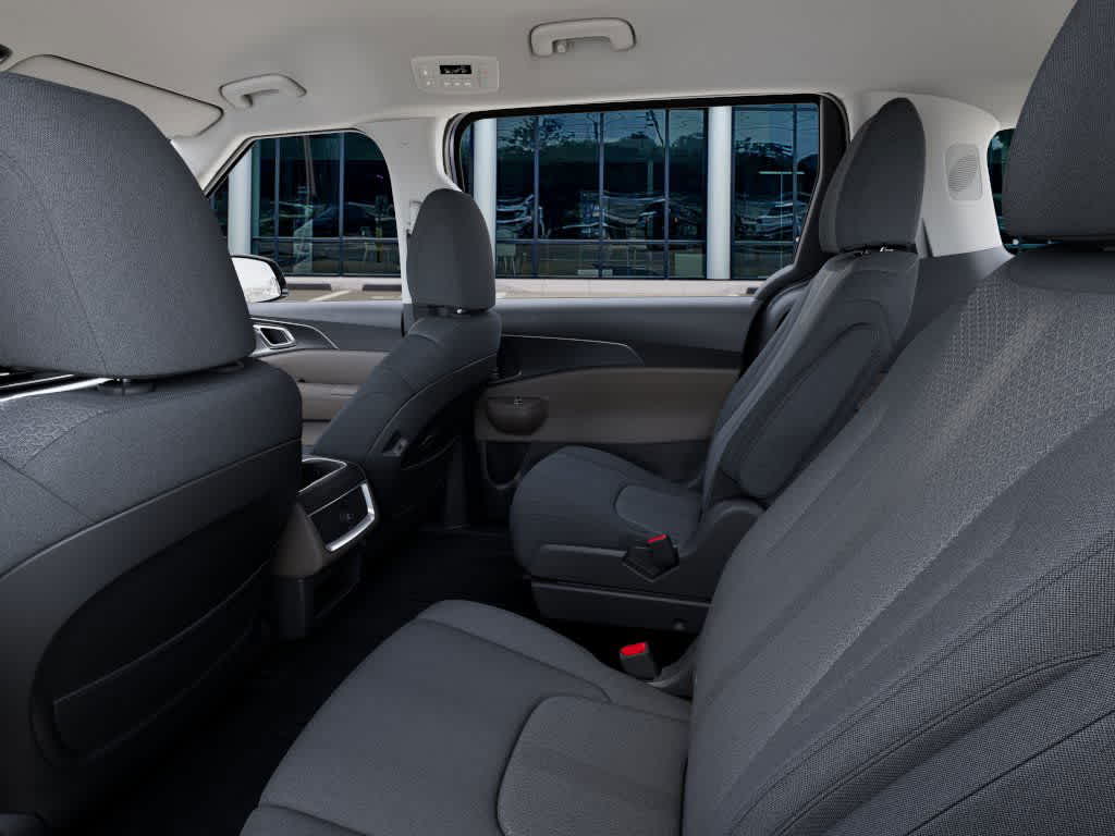 2026 Kia Carnival - Image 18