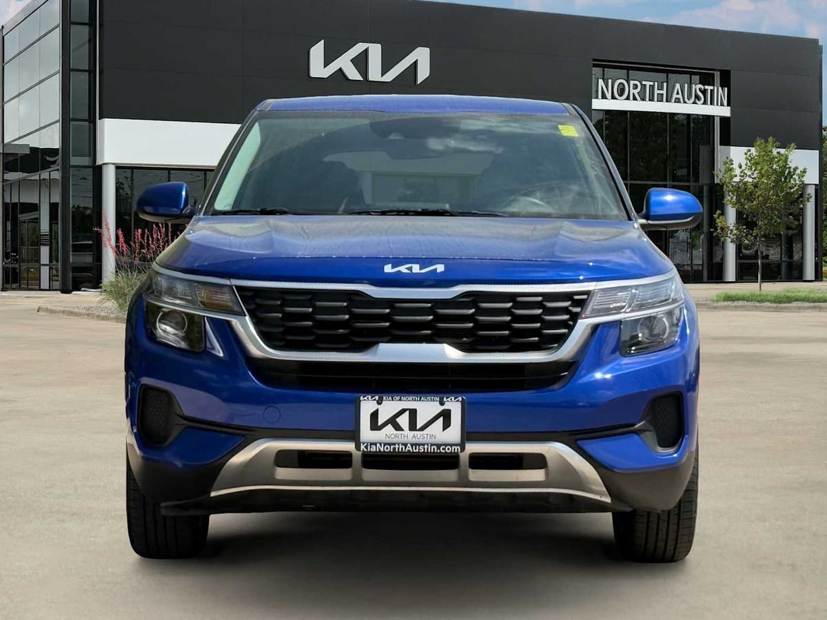 2023 Kia Seltos - Image 4