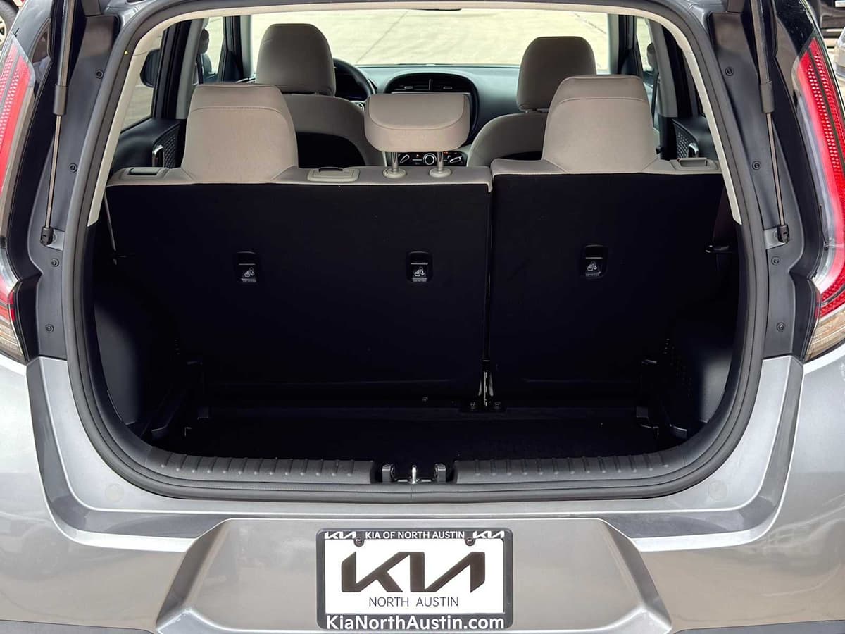 2025 Kia Soul - Image 7