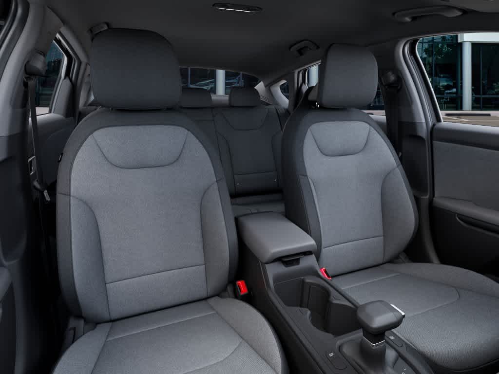 2026 Kia K4 - Image 15
