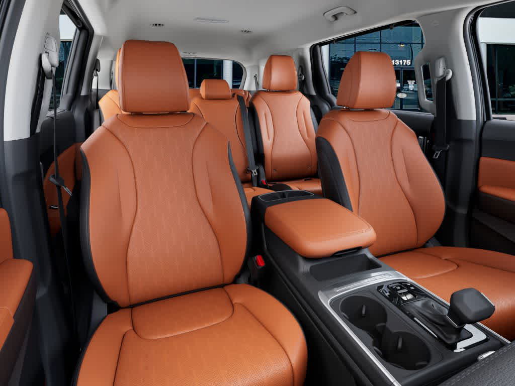 2026 Kia Carnival - Image 15