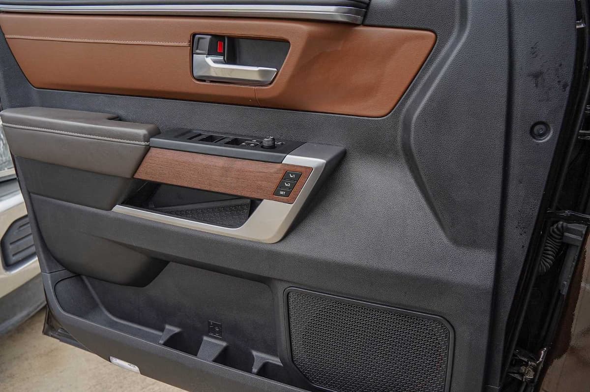 2023 Toyota Tundra - Image 23