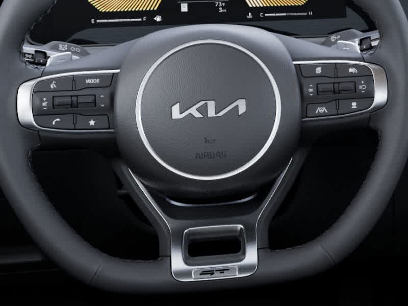 2026 Kia K5 - Image 22