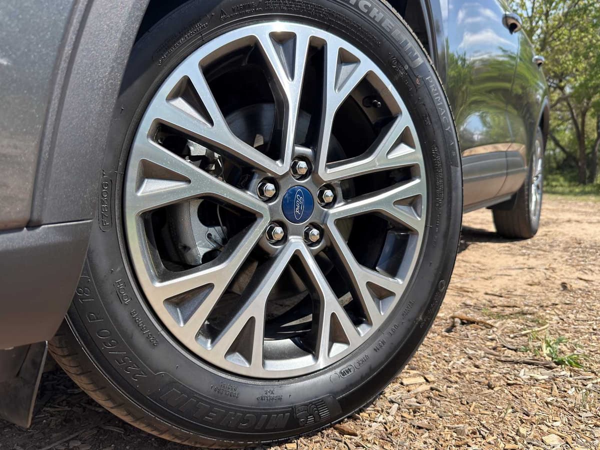 2020 Ford Escape - Image 5