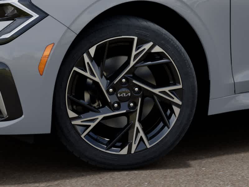 2026 Kia K5 - Image 9