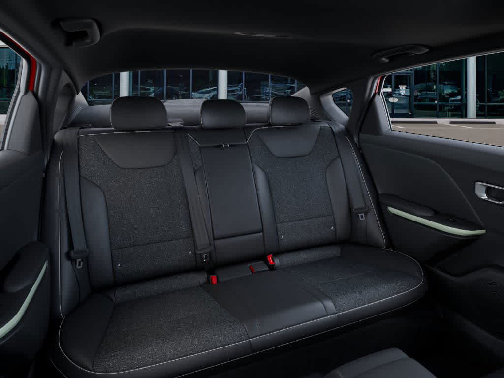 2025 Kia K4 - Image 16