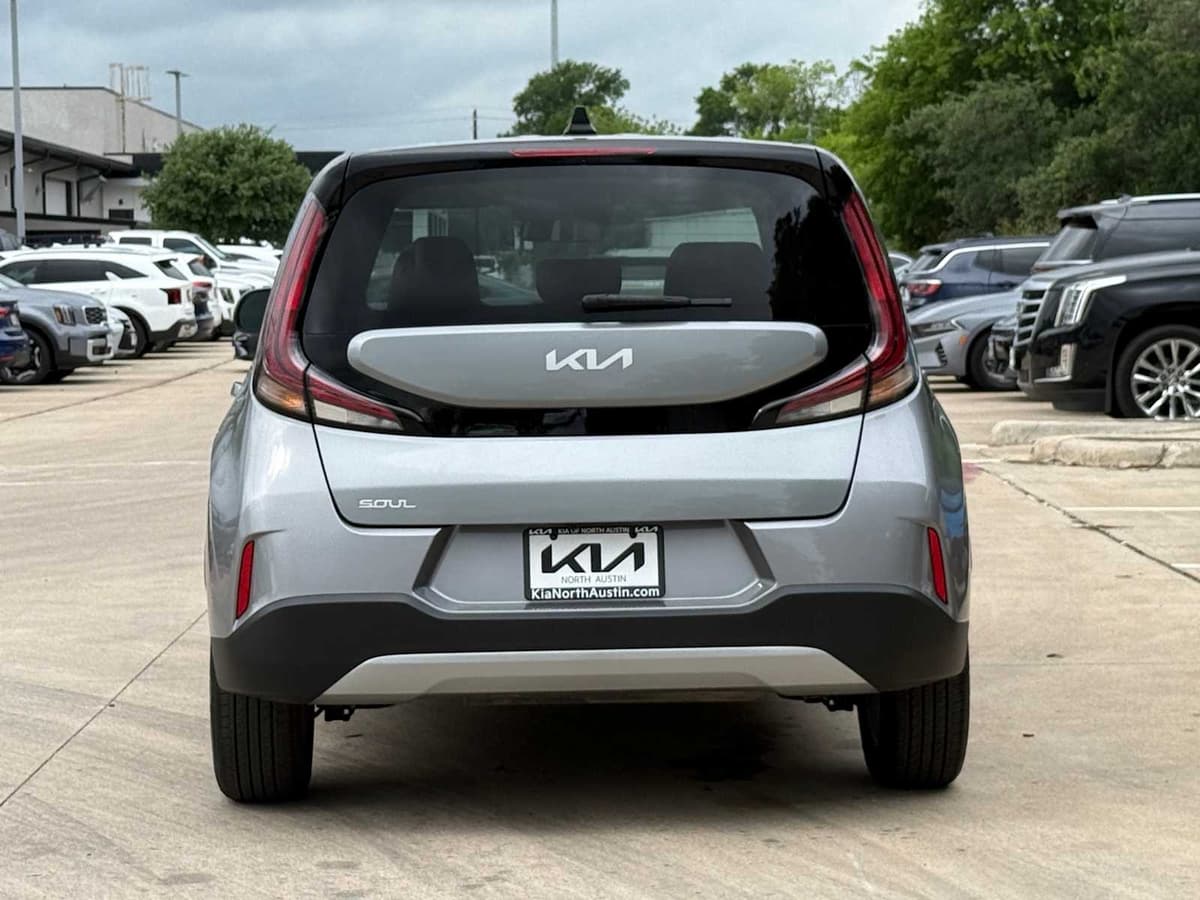 2025 Kia Soul - Image 6