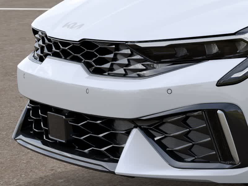 2026 Kia K5 - Image 12