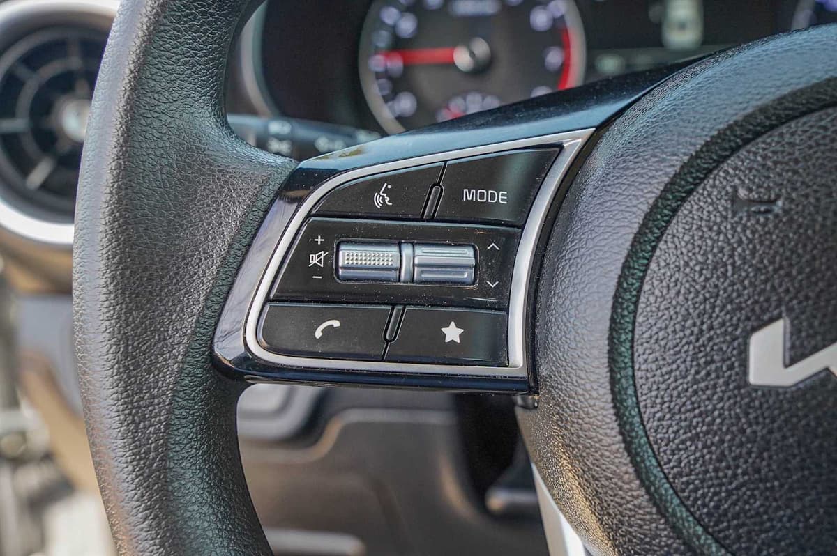 2024 Kia Forte - Image 13