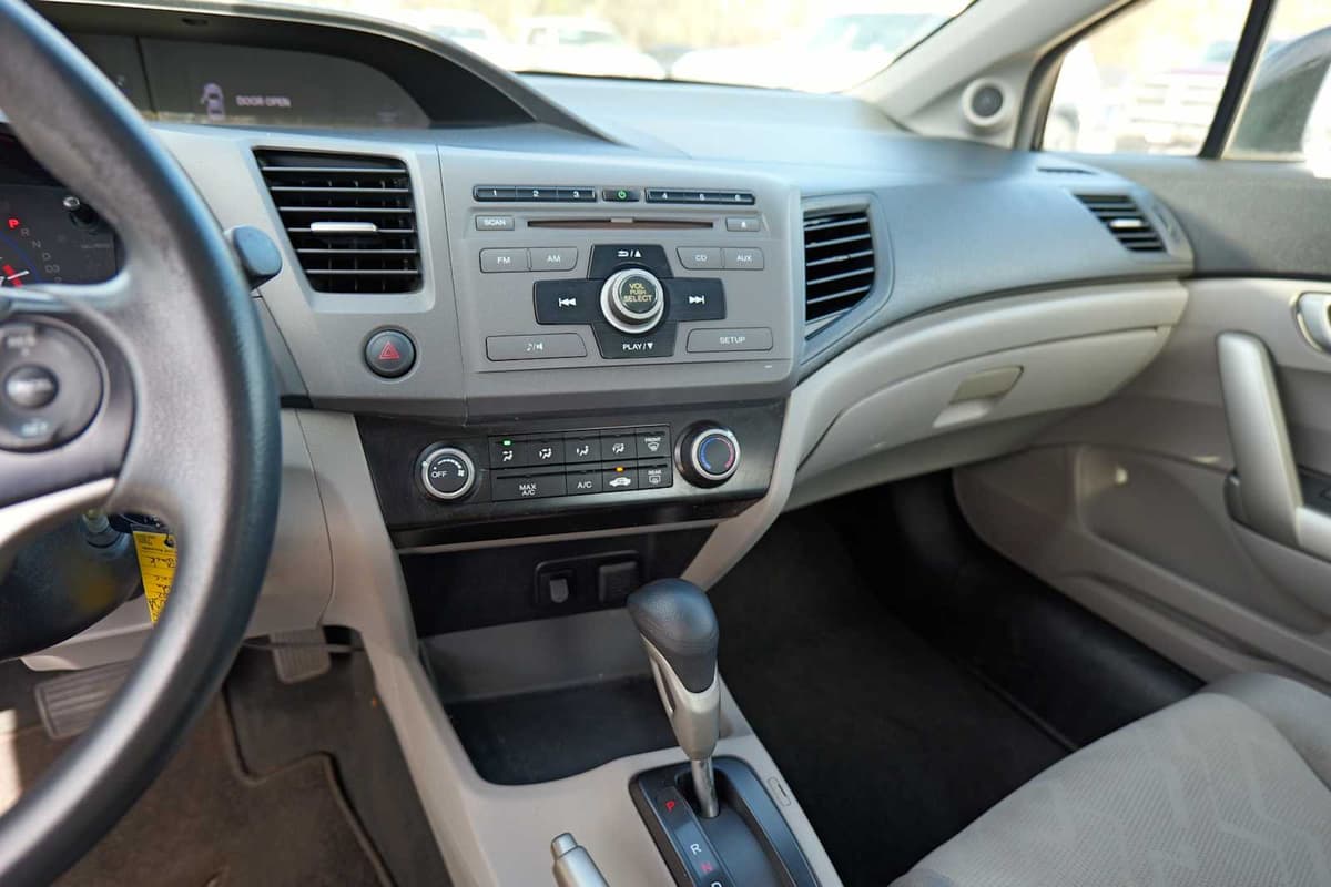 2012 Honda Civic - Image 12
