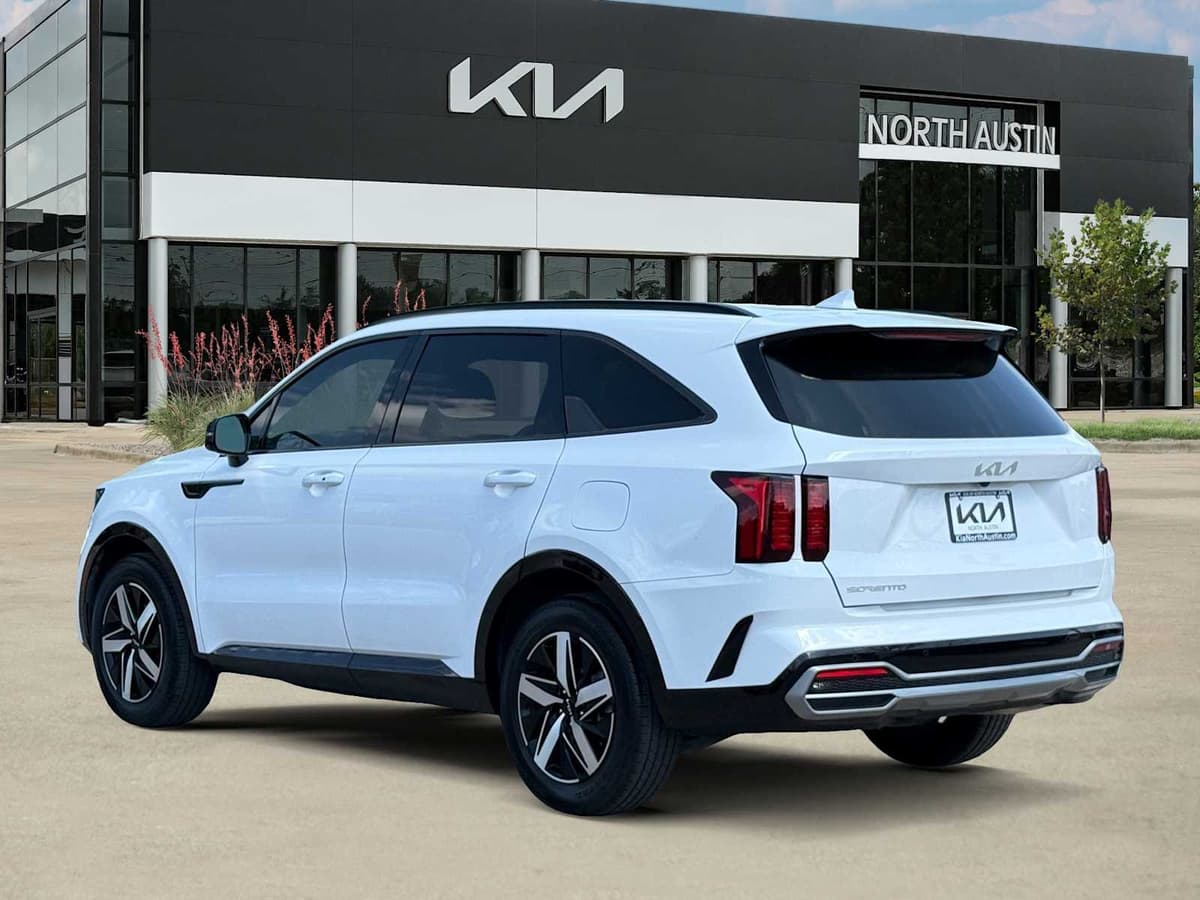 2023 Kia Sorento - Image 7