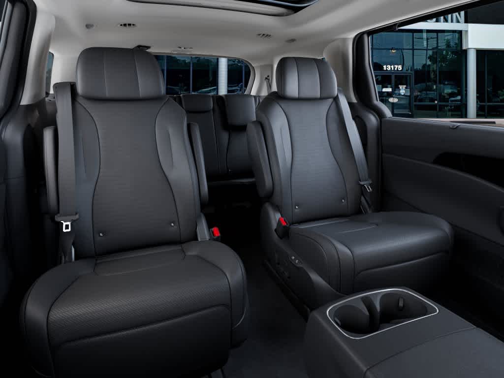 2026 Kia Carnival - Image 16