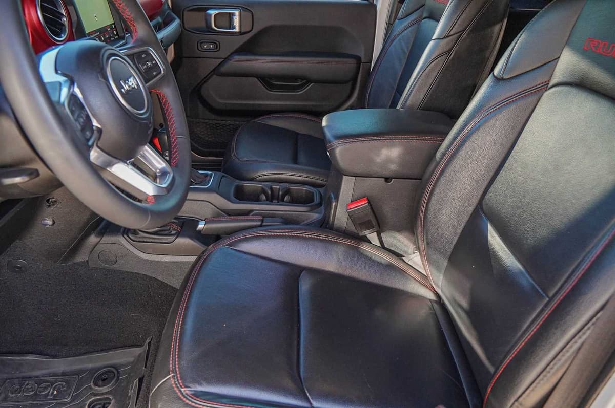 2023 Jeep Gladiator - Image 10