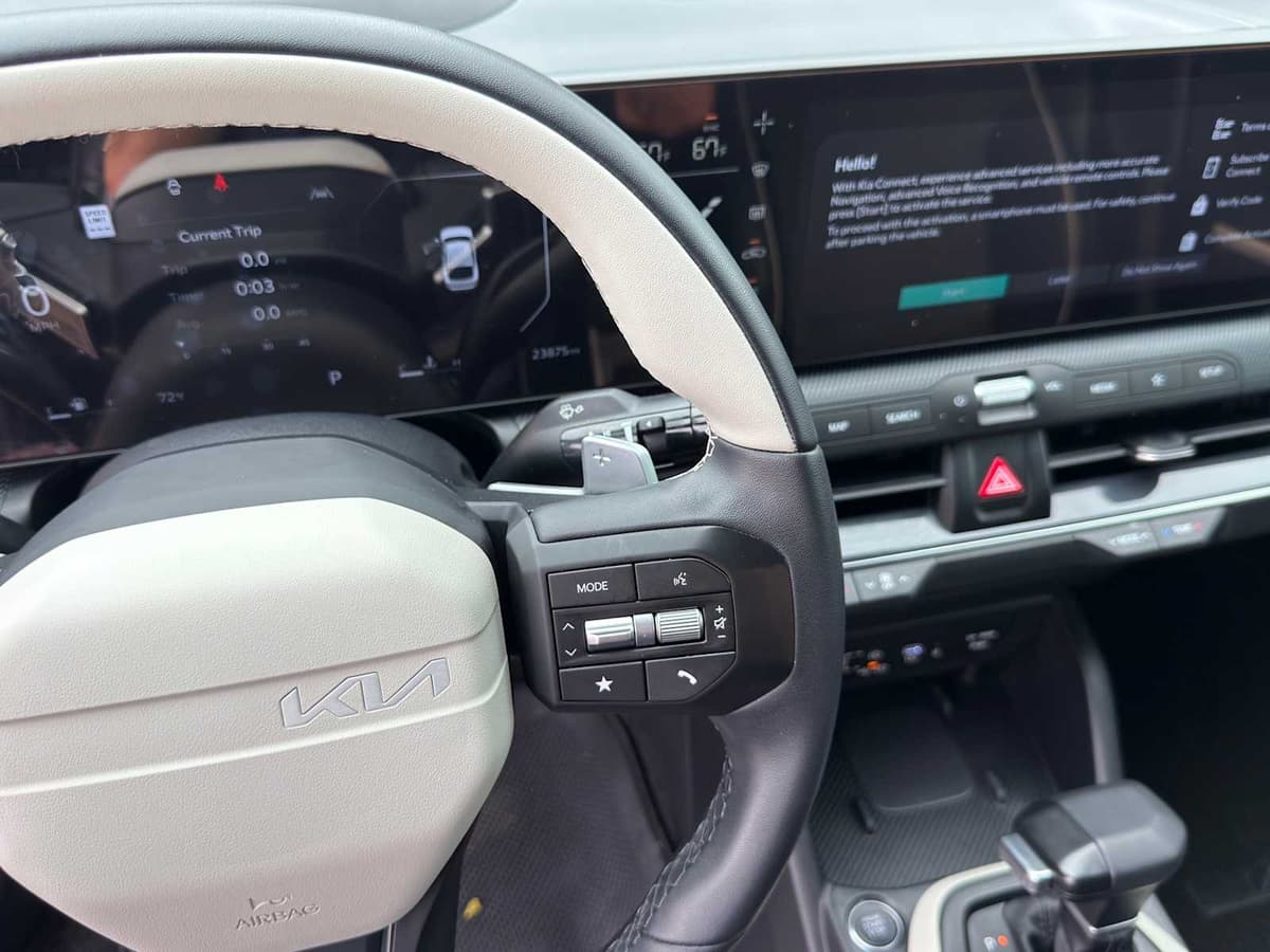 2025 Kia K4 - Image 15