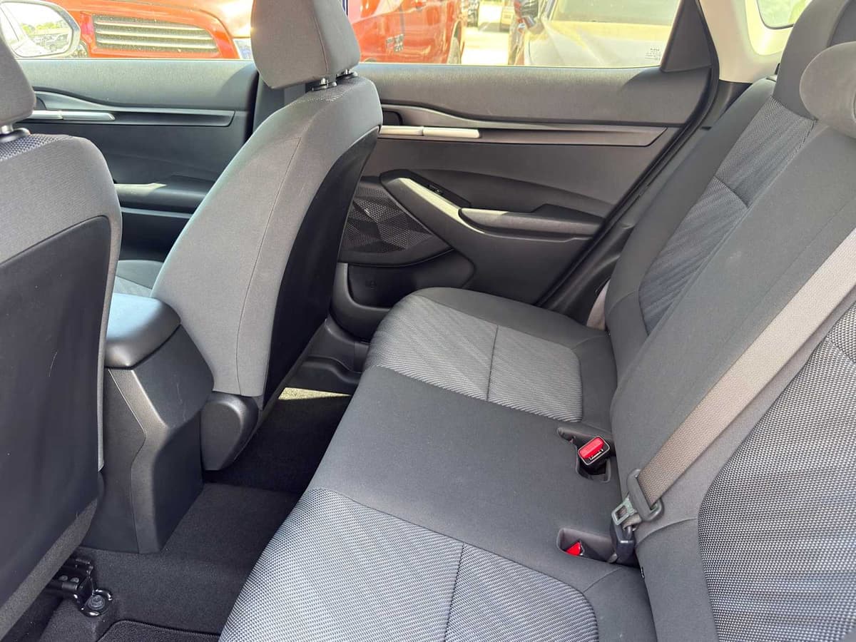 2023 Kia Seltos - Image 26