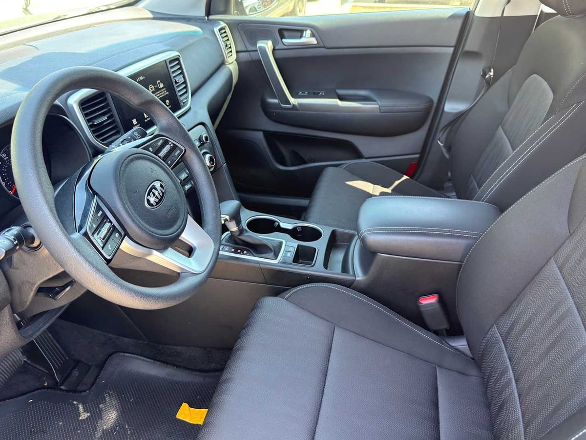 2022 Kia Sportage - Image 12