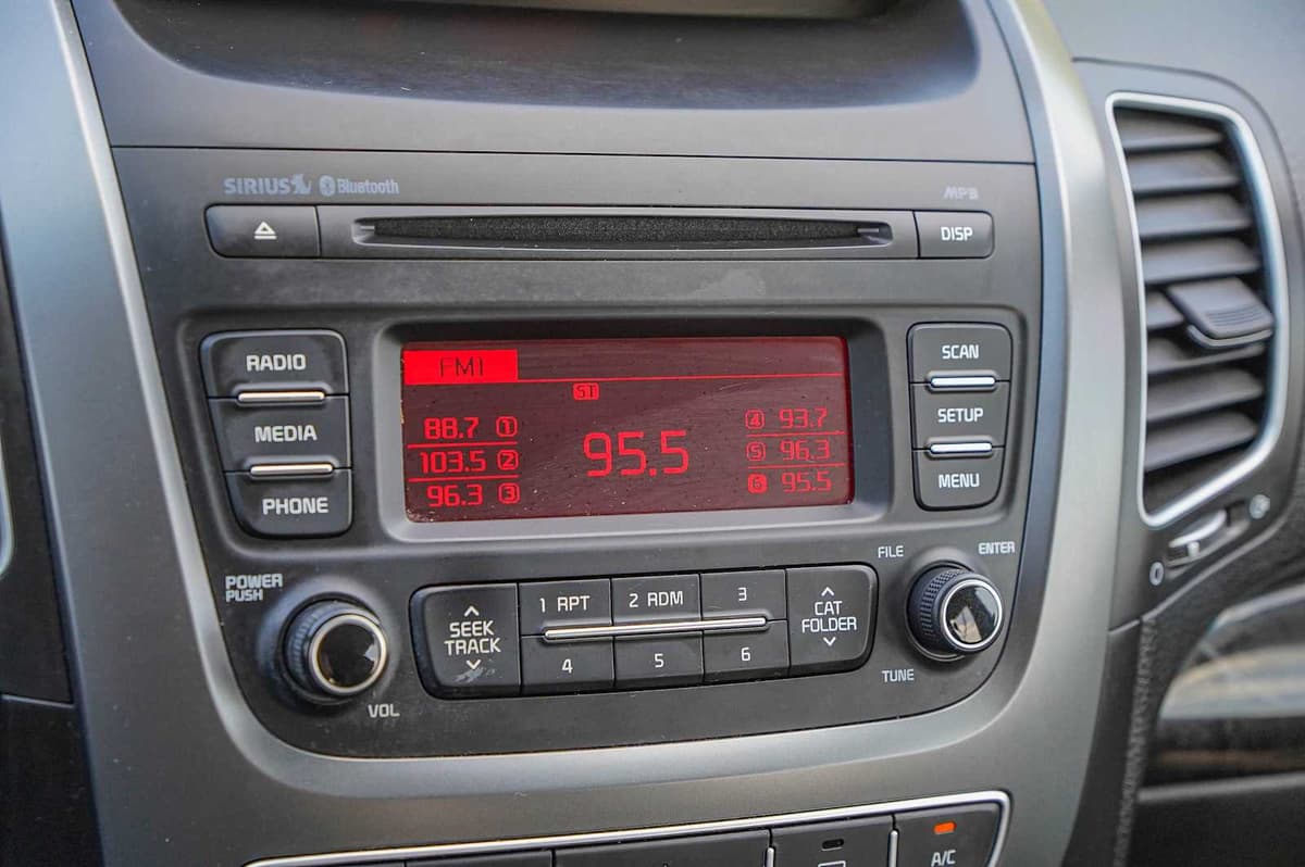 2014 Kia Sorento - Image 16