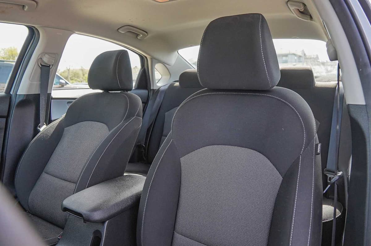 2024 Kia Forte - Image 11