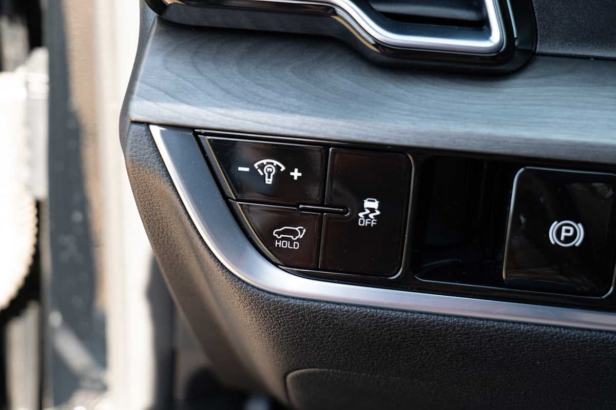 2023 Kia Sportage - Image 19