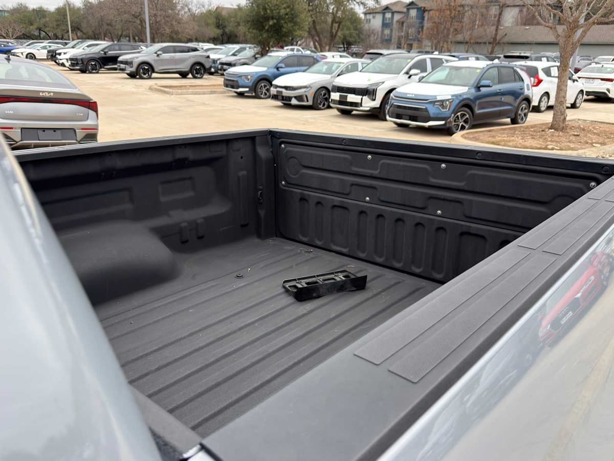 2021 Toyota Tundra - Image 40