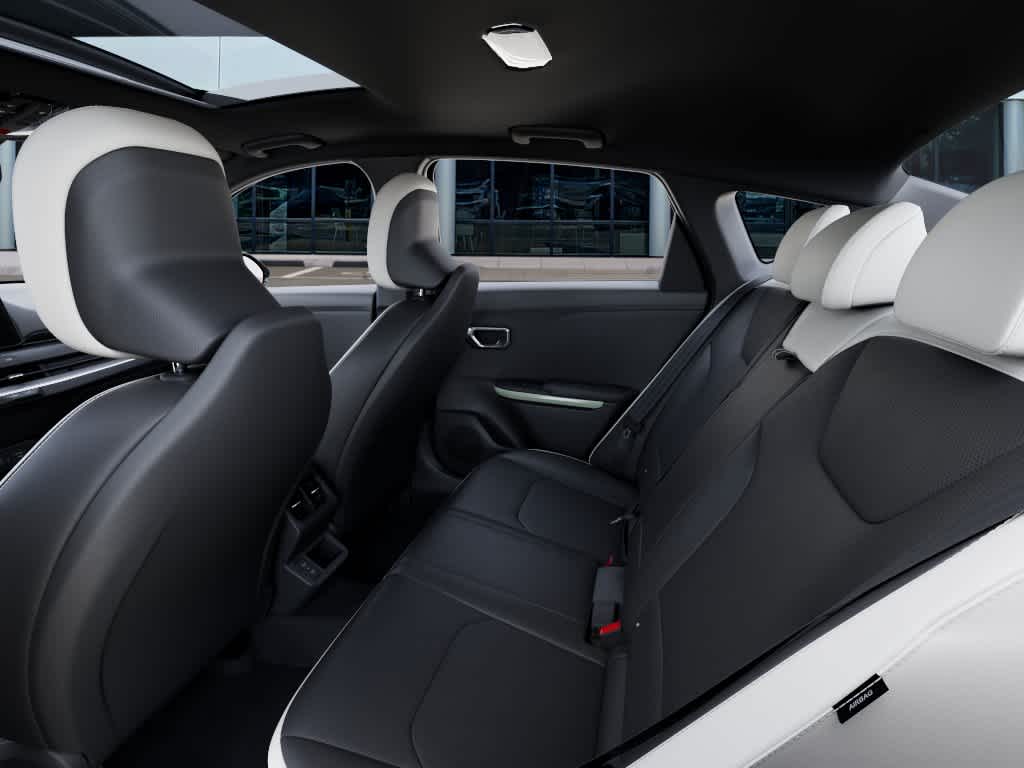 2026 Kia K4 - Image 18