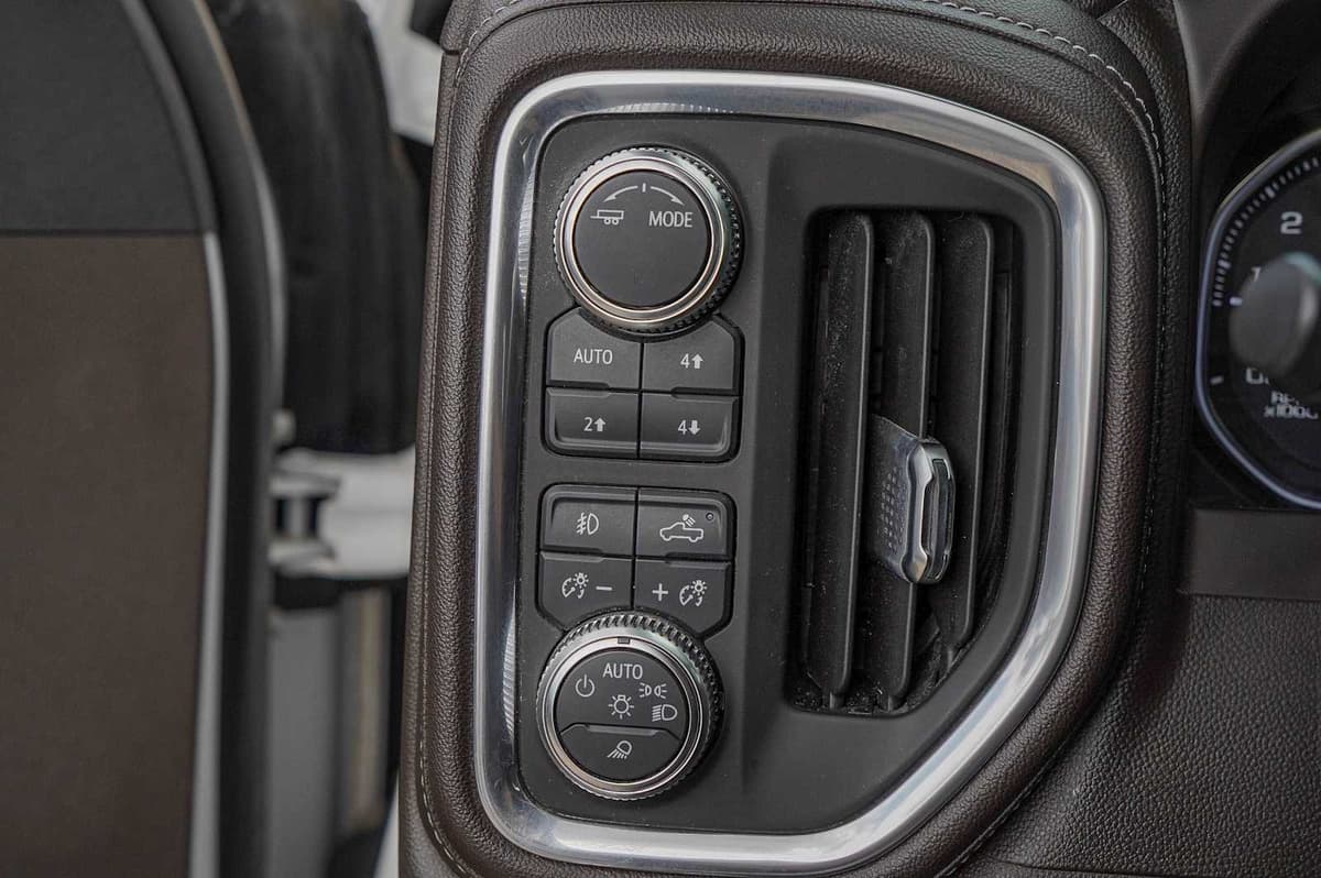 2021 GMC Sierra 1500 - Image 21